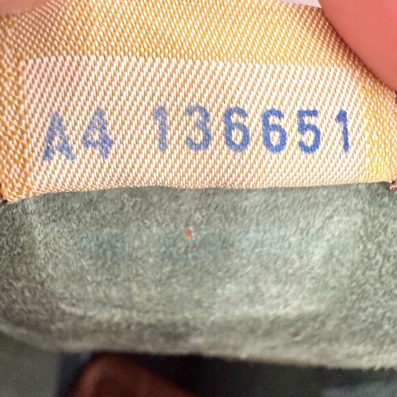 Vintage Green Dooney & Bourke Leather Equestrian Crossbody Medium Essex Purse - Picture 14 of 14